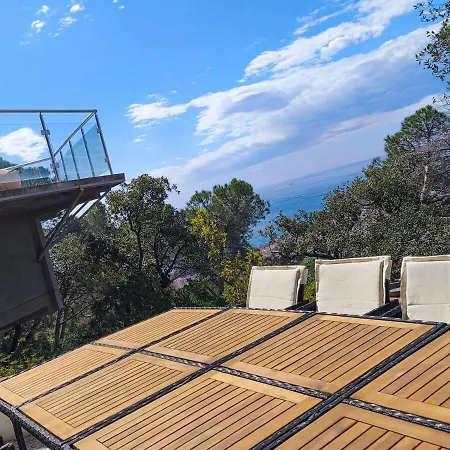 New Rock 8 Pers, Spectacular Views Вилла Льорет-де-Мар